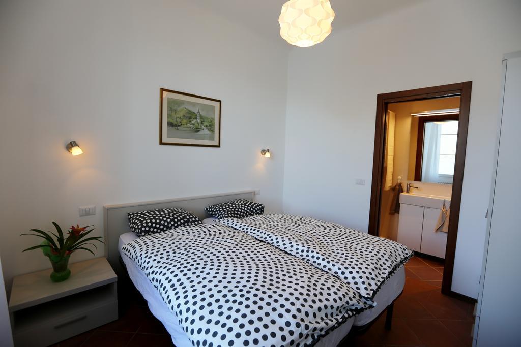 Casa Baroli B&B Канобио Стая снимка